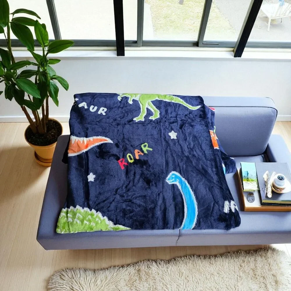 Glow in the Dark Dinosaur Throw Blanket – Blue, for Kids, Soft & Cozy, NEW - Picture 11 of 11